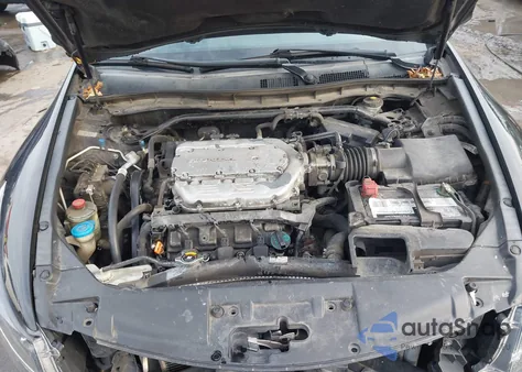 2010 Honda Accord 3.5 Ex-L z USA, uszkodzony, nr VIN 1HGCP3F89AA030876